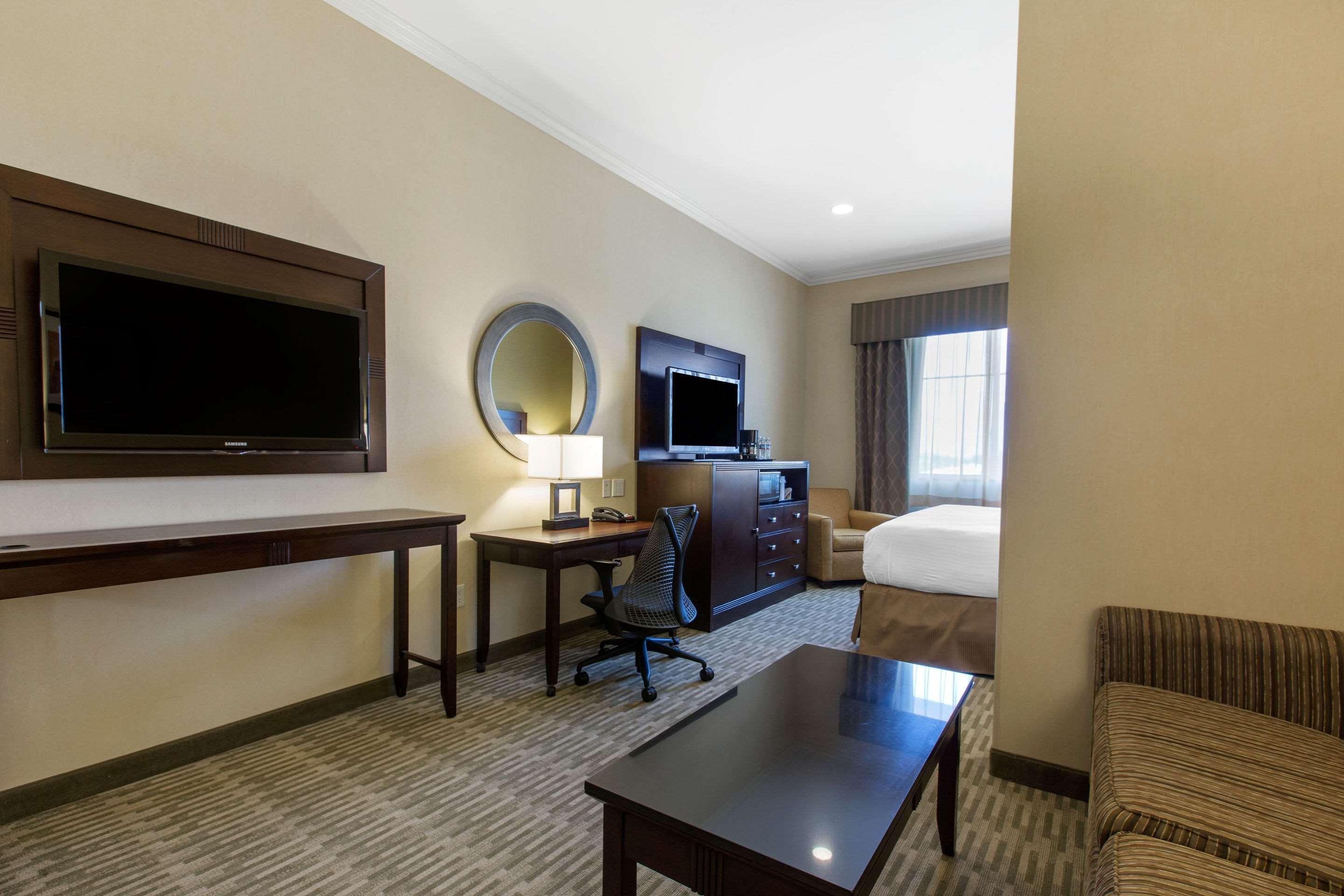 The Oaks Hotel & Suites Пасо Роблс Экстерьер фото