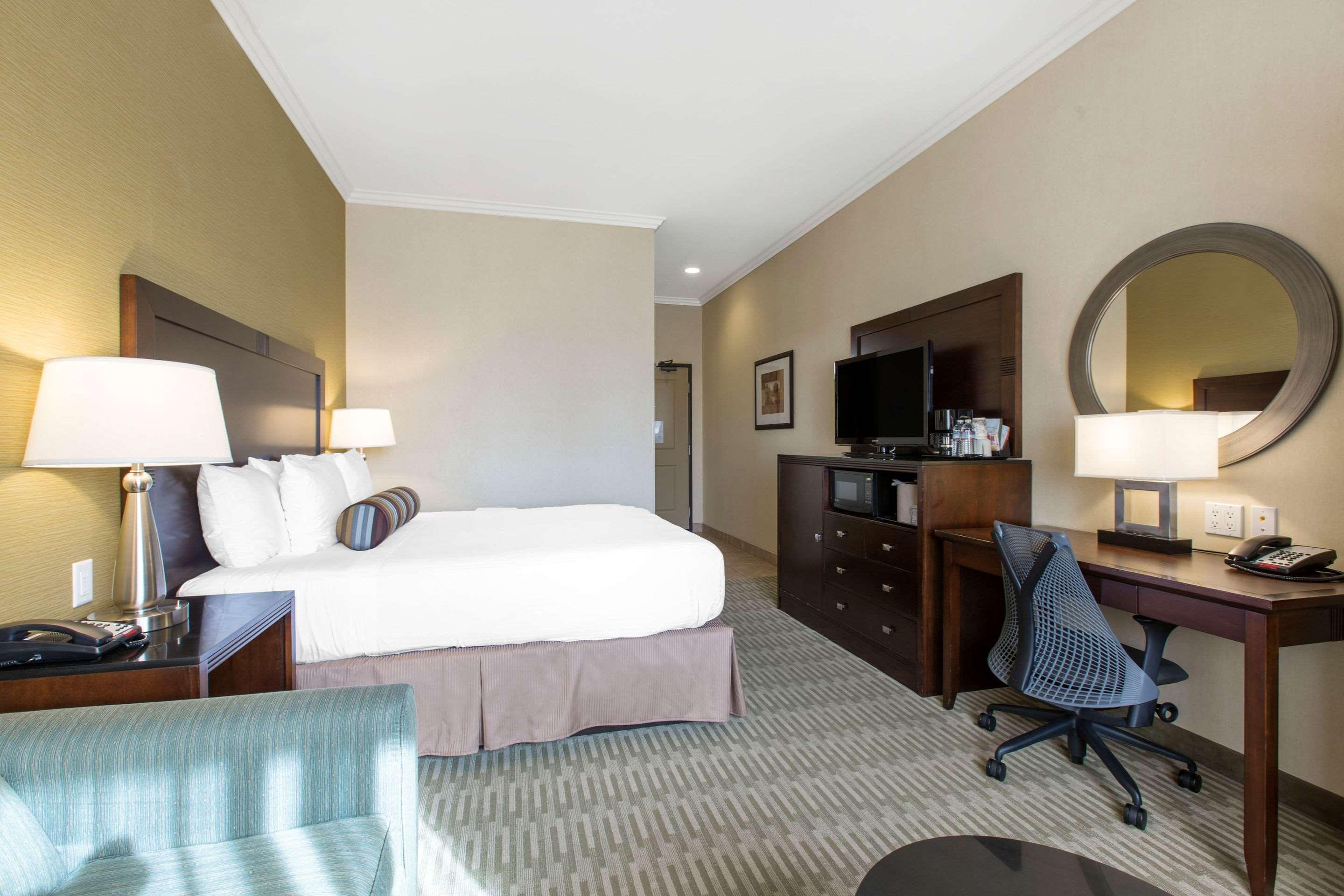 The Oaks Hotel & Suites Пасо Роблс Экстерьер фото
