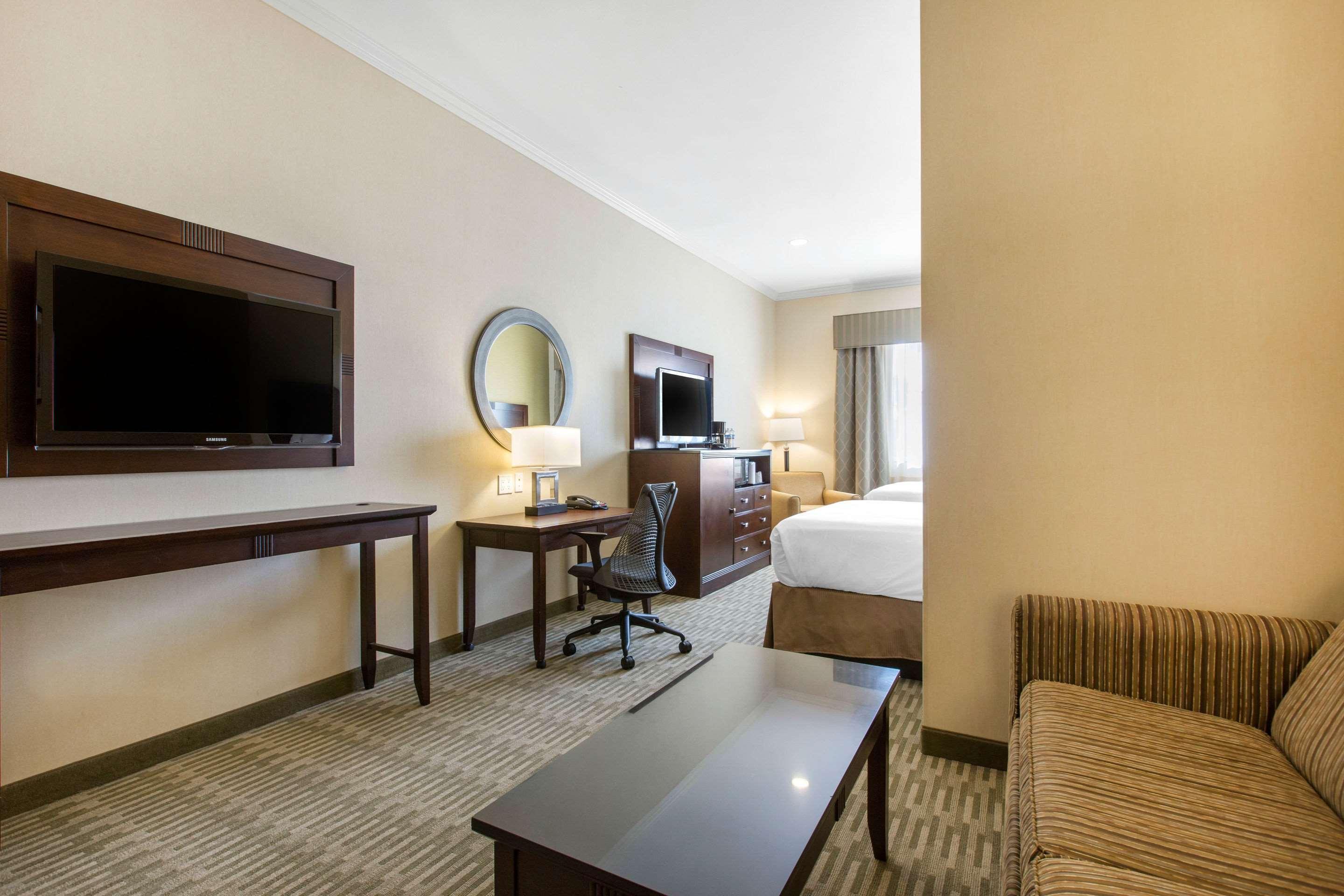 The Oaks Hotel & Suites Пасо Роблс Экстерьер фото